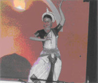 Tradicionalen Indijski meditativen ples.