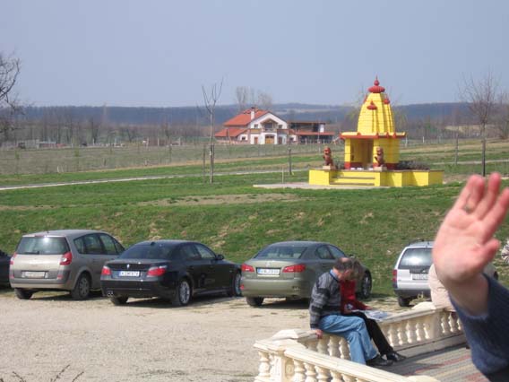 Stražarnica v kateri 'straži' Šiva